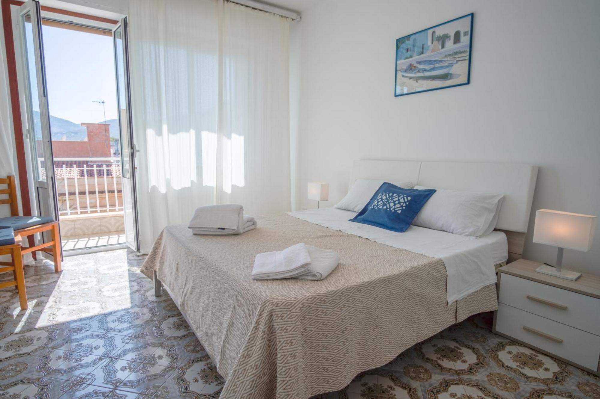 Mondello Sunsea House Apartment Bagian luar foto