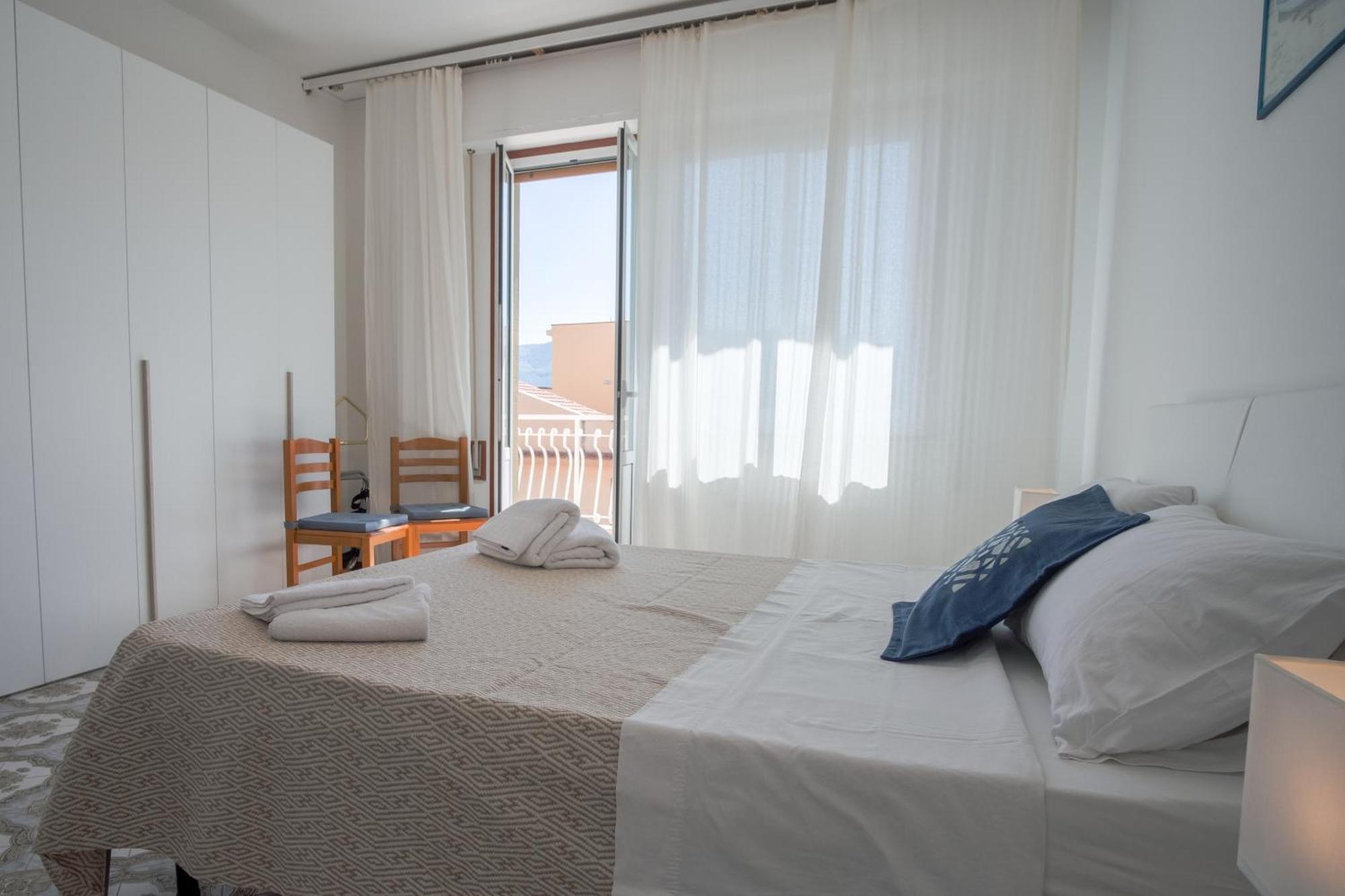 Mondello Sunsea House Apartment Bagian luar foto