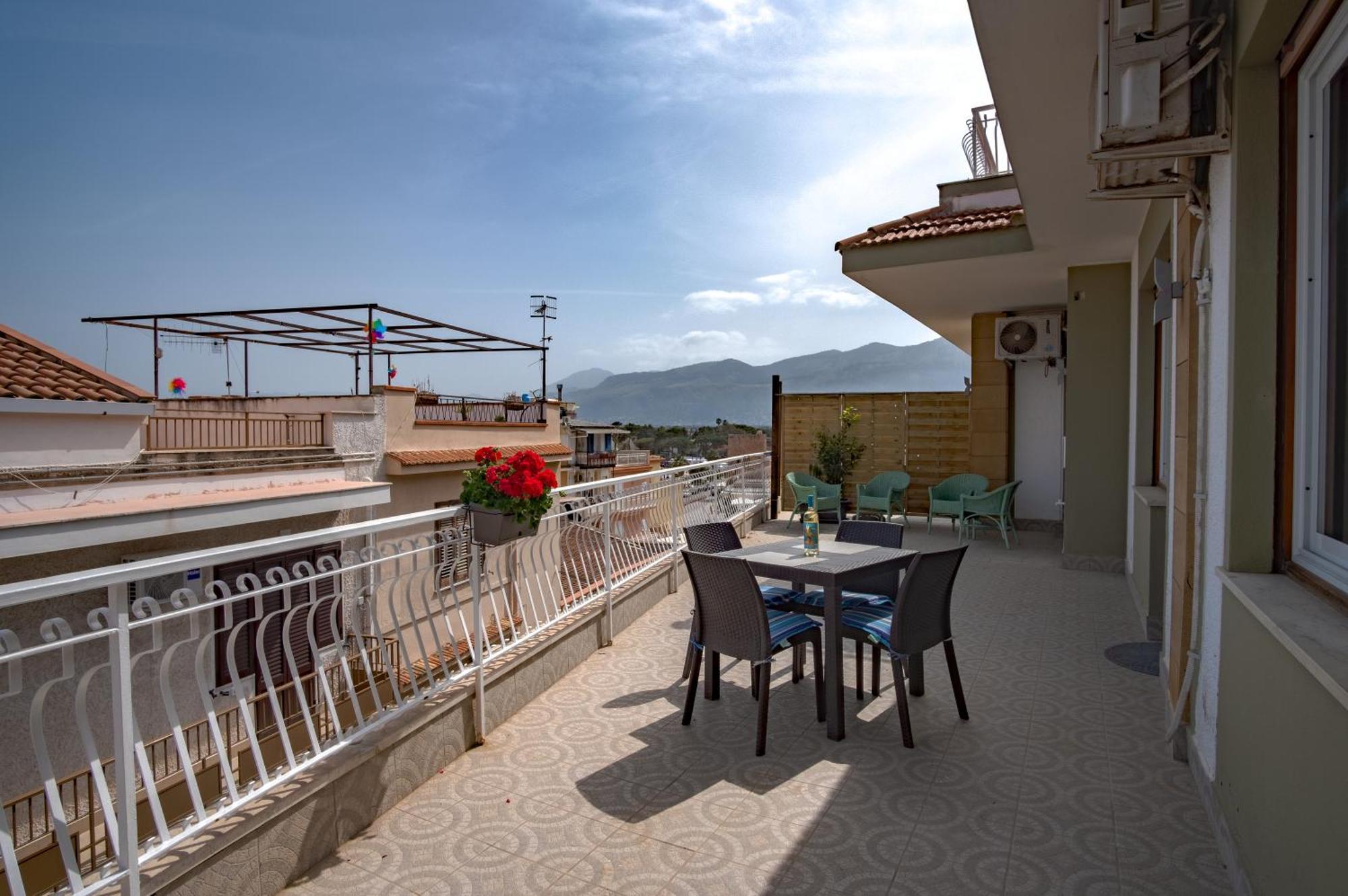 Mondello Sunsea House Apartment Bagian luar foto