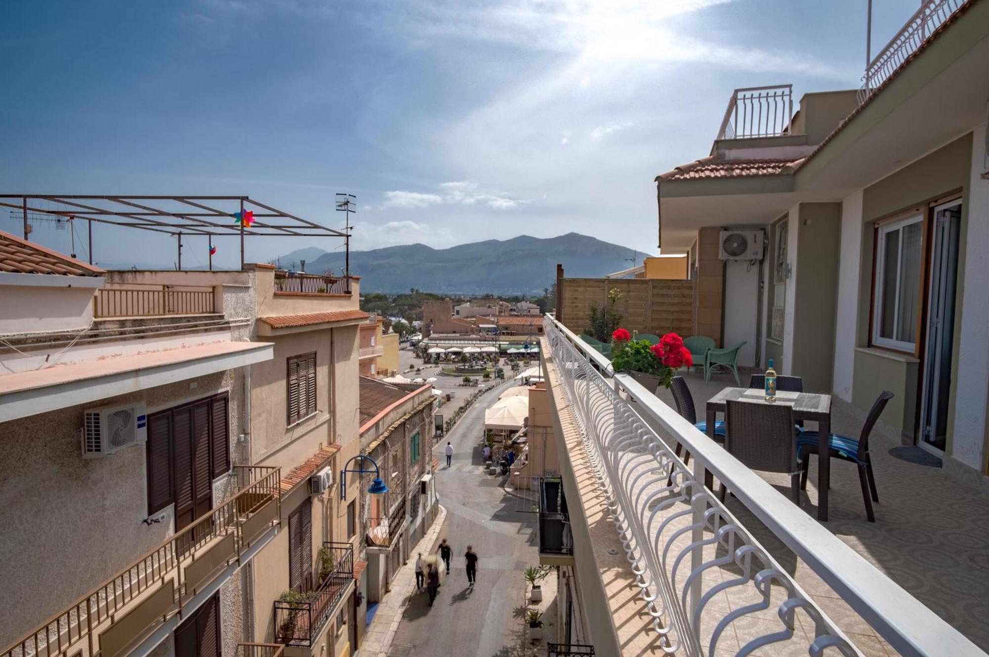 Mondello Sunsea House Apartment Bagian luar foto