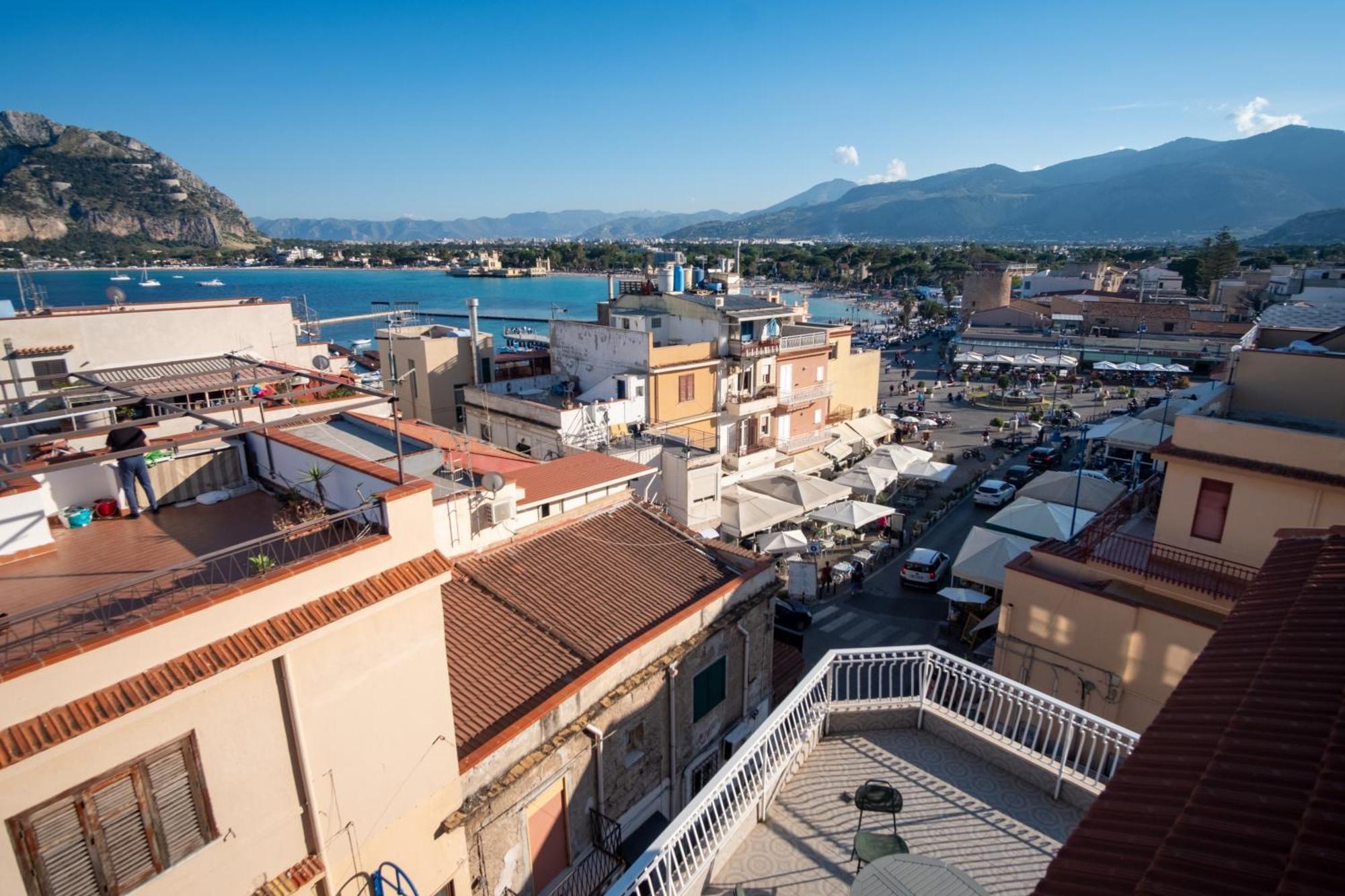 Mondello Sunsea House Apartment Bagian luar foto